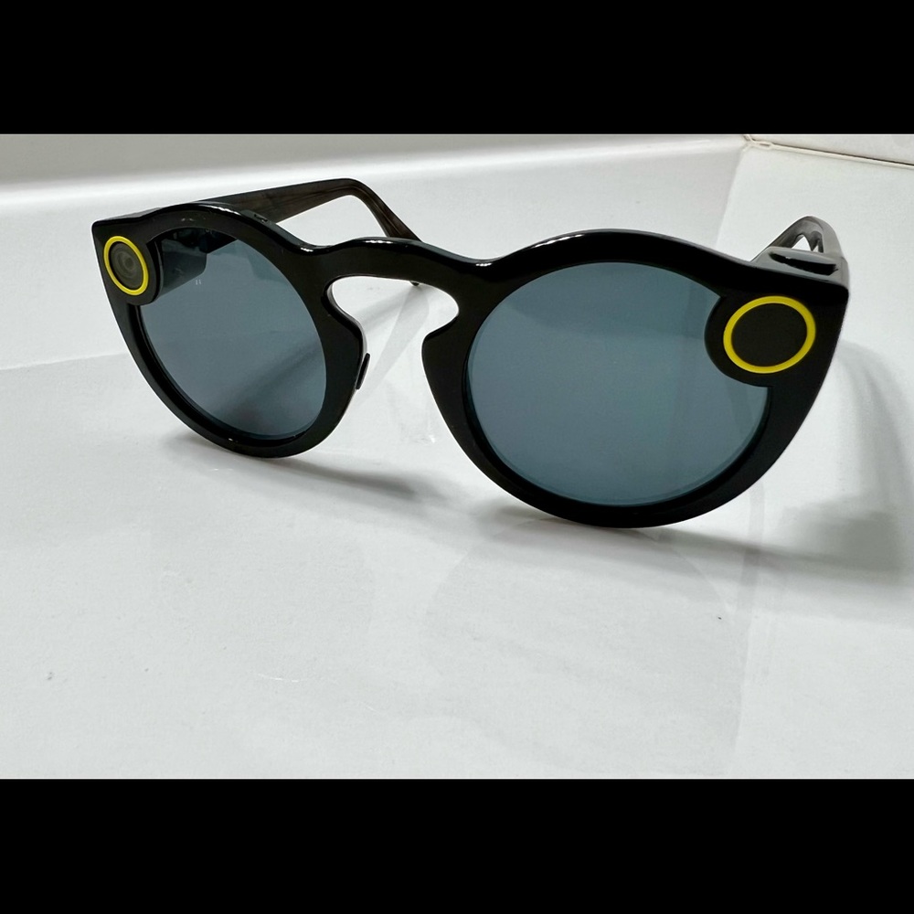 Snapchat Spectacles Sunglasses (Built in cameras)